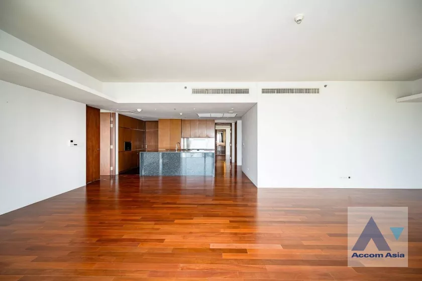  2  3 br Condominium For Rent in Ploenchit ,Bangkok BTS Ratchadamri at Hansar Residence AA36420