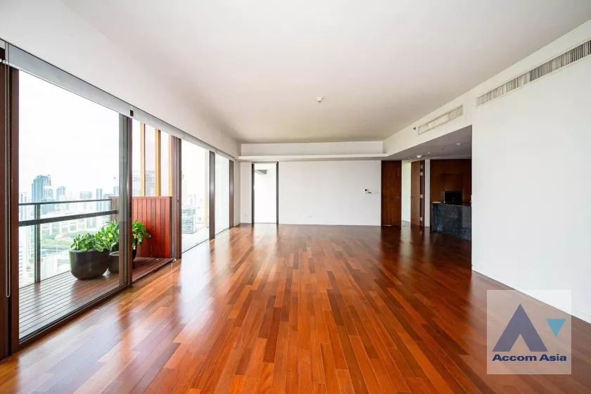  1  3 br Condominium For Rent in Ploenchit ,Bangkok BTS Ratchadamri at Hansar Residence AA36420