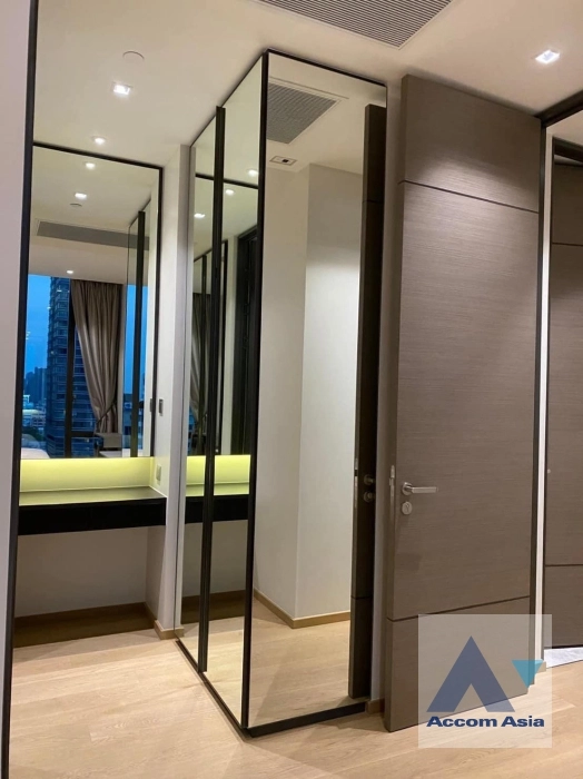 7  2 br Condominium For Rent in Ploenchit ,Bangkok BTS Chitlom at 28 Chidlom AA36425