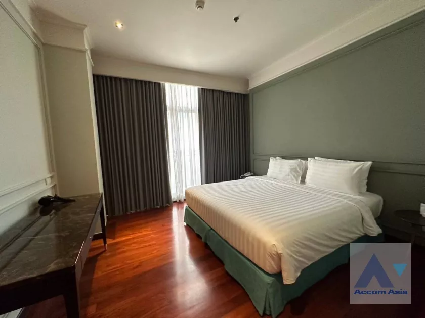 8  3 br Apartment For Rent in Silom ,Bangkok BTS Sala Daeng - MRT Silom at Suite For Family AA36441