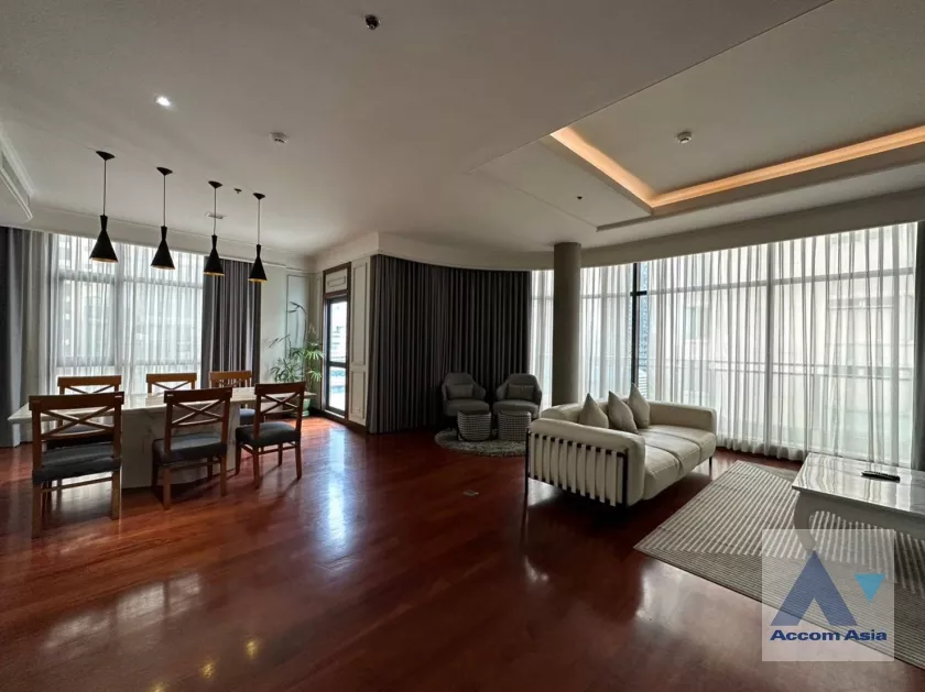  1  3 br Apartment For Rent in Silom ,Bangkok BTS Sala Daeng - MRT Silom at Suite For Family AA36441
