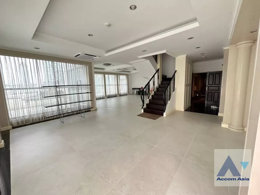  2  2 br Condominium for rent and sale in Ploenchit ,Bangkok BTS Chitlom at Somkid Gardens AA36443