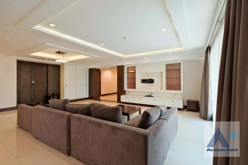 A whole floor condominium for rent in Sukhumvit, Bangkok Code AA36449