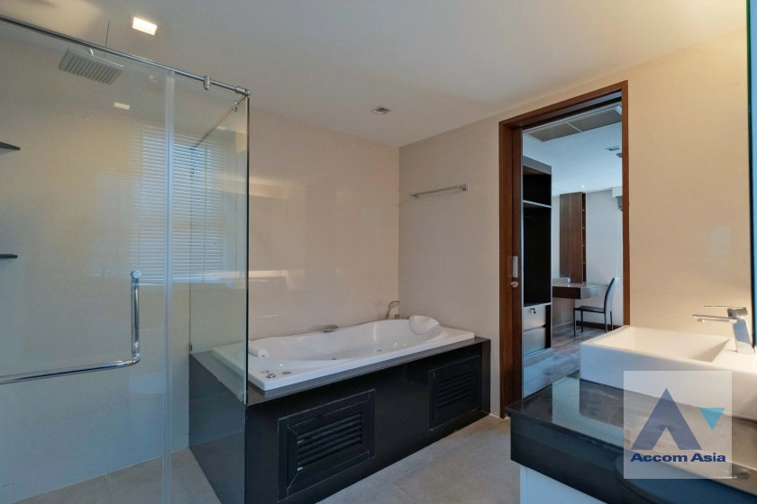 23  4 br Condominium For Rent in Sukhumvit ,Bangkok BTS Phrom Phong at Ideal 24 AA36449