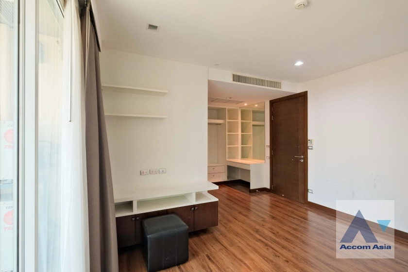 25  4 br Condominium For Rent in Sukhumvit ,Bangkok BTS Phrom Phong at Ideal 24 AA36449