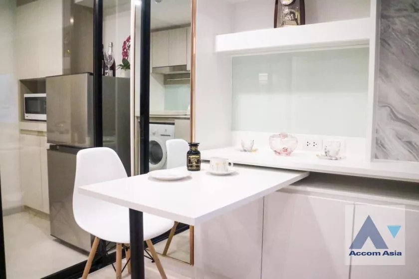 7  1 br Condominium For Rent in Sathorn ,Bangkok BTS Chong Nonsi at Knightsbridge Prime Sathorn Condominium AA36451