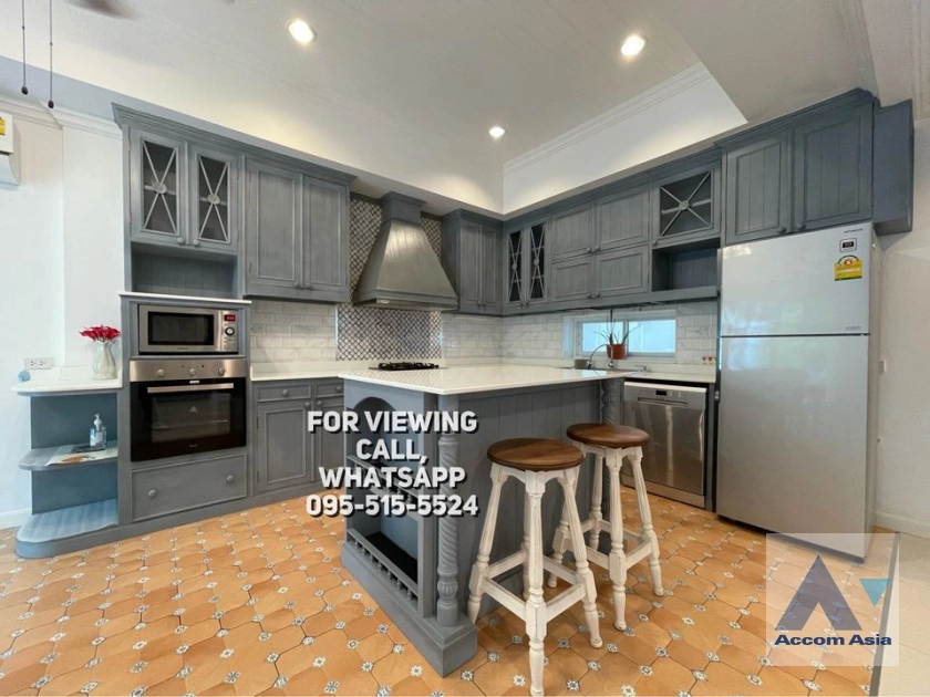 6  3 br Townhouse For Rent in Bang Na ,Bangkok BTS Bearing at Fantasia Villa 2 AA36460