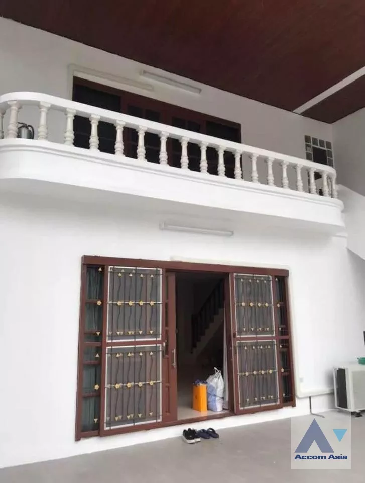10  5 br Townhouse For Rent in Sukhumvit ,Bangkok BTS Thong Lo at Thonglo Classic Home AA36471