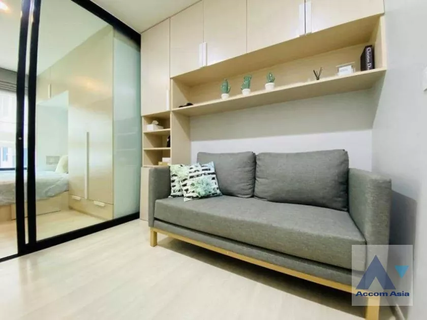  1  1 br Condominium For Sale in Ratchadapisek ,Bangkok BTS Asok at Life Asoke AA36477