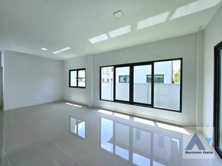 6  3 br House For Sale in Samutprakan ,Samutprakan  at Grande Pleno Sukhumvit - Bangna AA36484