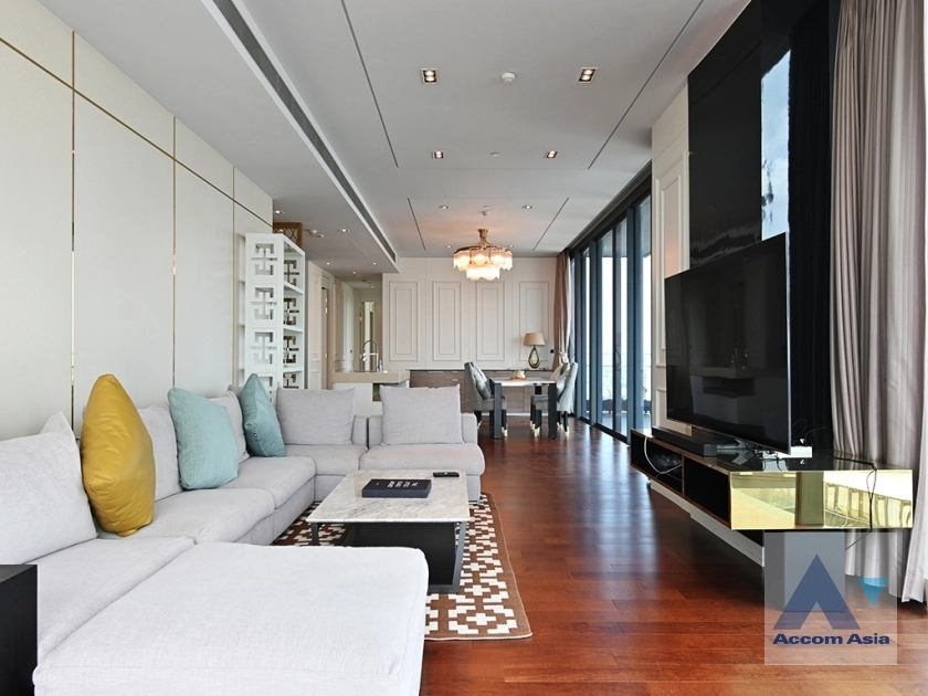 unit 3 Bedrooms  Condominium For Rent & Sale in Sukhumvit, Bangkok  near BTS Phrom Phong (AA36494)