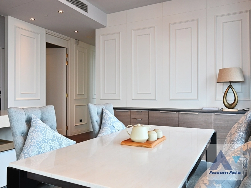 unit 3 Bedrooms  Condominium For Rent & Sale in Sukhumvit, Bangkok  near BTS Phrom Phong (AA36494)