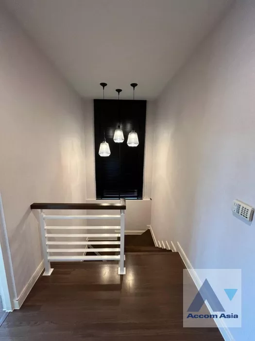 10  3 br House For Rent in Ramkhamhaeng ,Bangkok  at Setthasiri Krungthep Kreetha 1  AA36497