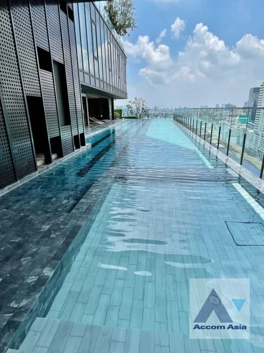 11  1 br Condominium For Sale in Ratchadaphisek ,Bangkok MRT Rama 9 at THE LINE Asoke Ratchada AA36520