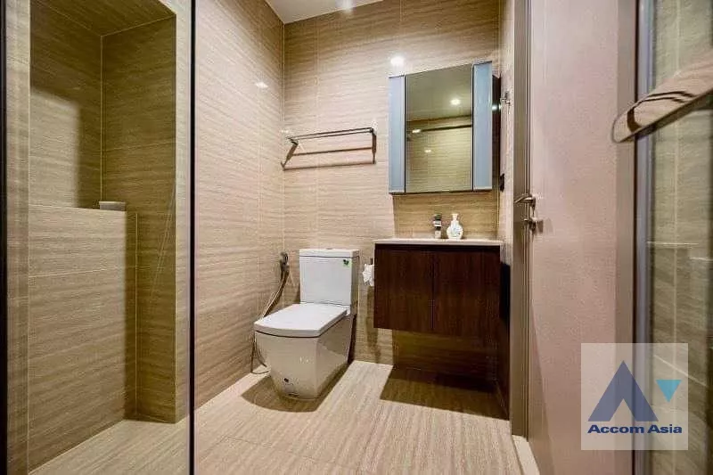 10  1 br Condominium For Sale in Ratchadaphisek ,Bangkok MRT Rama 9 at THE LINE Asoke Ratchada AA36520