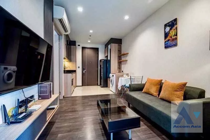  2  1 br Condominium For Sale in Ratchadaphisek ,Bangkok MRT Rama 9 at THE LINE Asoke Ratchada AA36520