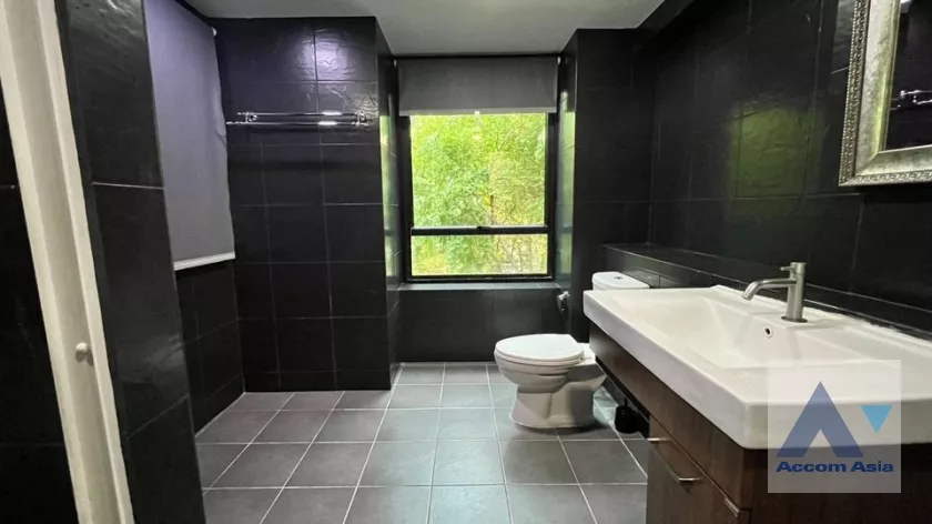 11  2 br Condominium For Rent in Sathorn ,Bangkok MRT Khlong Toei at Yen Akard Garden AA36528