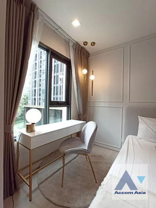  1  Condominium For Rent in Ploenchit ,Bangkok BTS Ploenchit at Life One Wireless AA36535