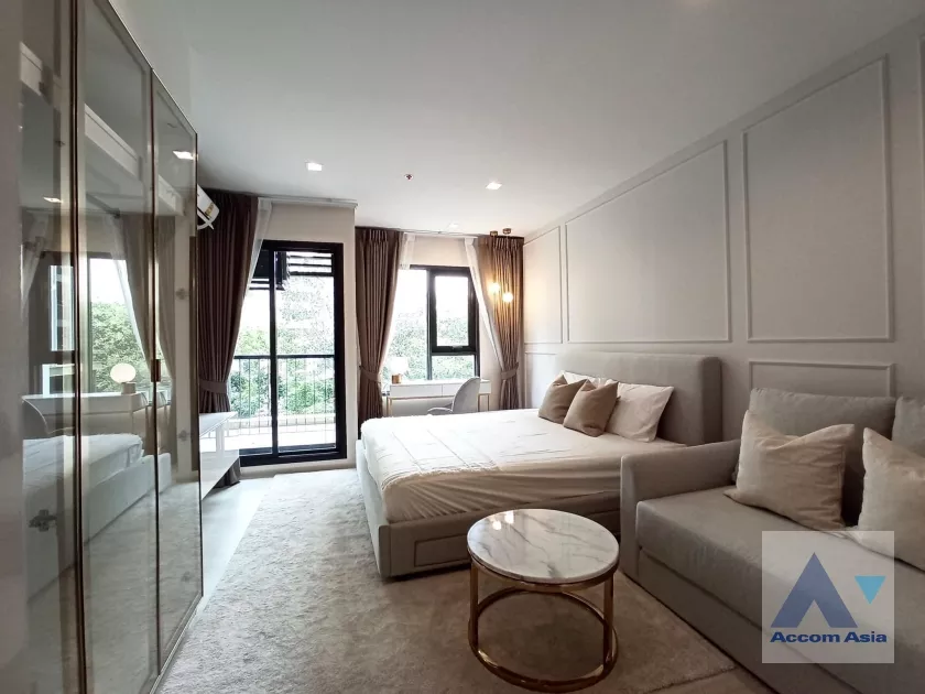  2  Condominium For Rent in Ploenchit ,Bangkok BTS Ploenchit at Life One Wireless AA36535