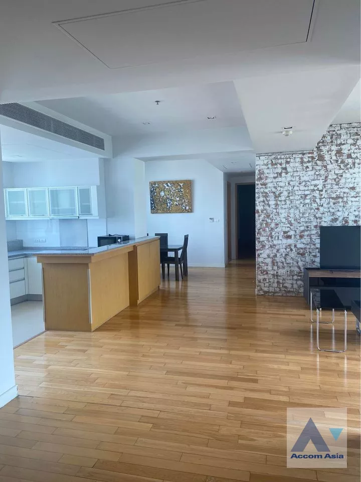 unitMillennium Residence