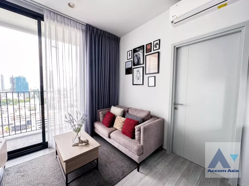  1  1 br Condominium For Rent in Ratchadapisek ,Bangkok MRT Sutthisan at XT Huaikhwang  AA36541