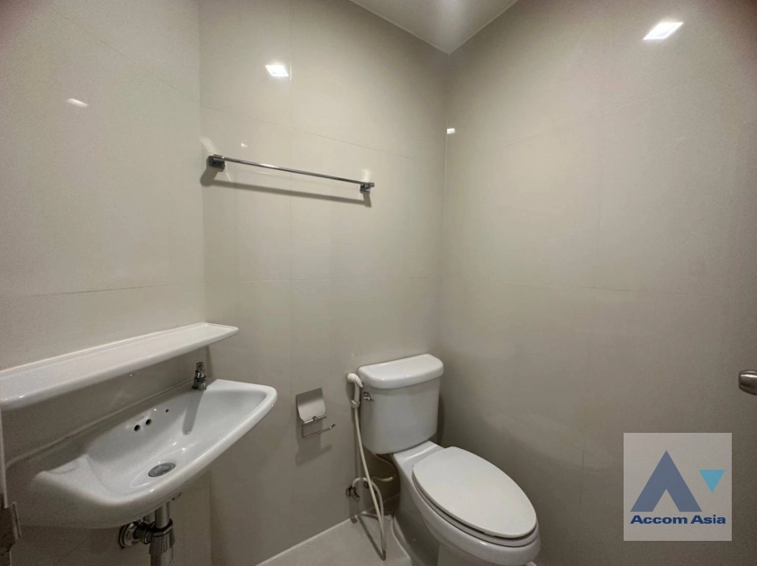 22  3 br Apartment for rent and sale in Sukhumvit ,Bangkok BTS Ekkamai at Pet Friendly Residence AA36547