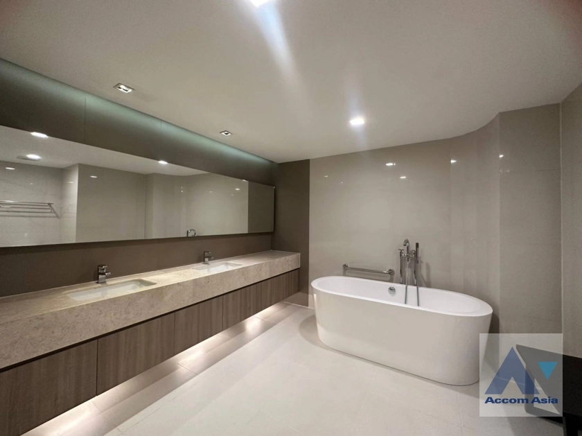 19  3 br Apartment for rent and sale in Sukhumvit ,Bangkok BTS Ekkamai at Pet Friendly Residence AA36547