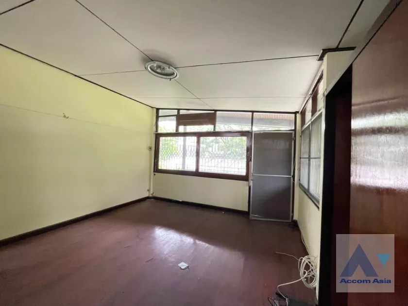 14  House For Rent in Sukhumvit ,Bangkok BTS Ekkamai AA36548