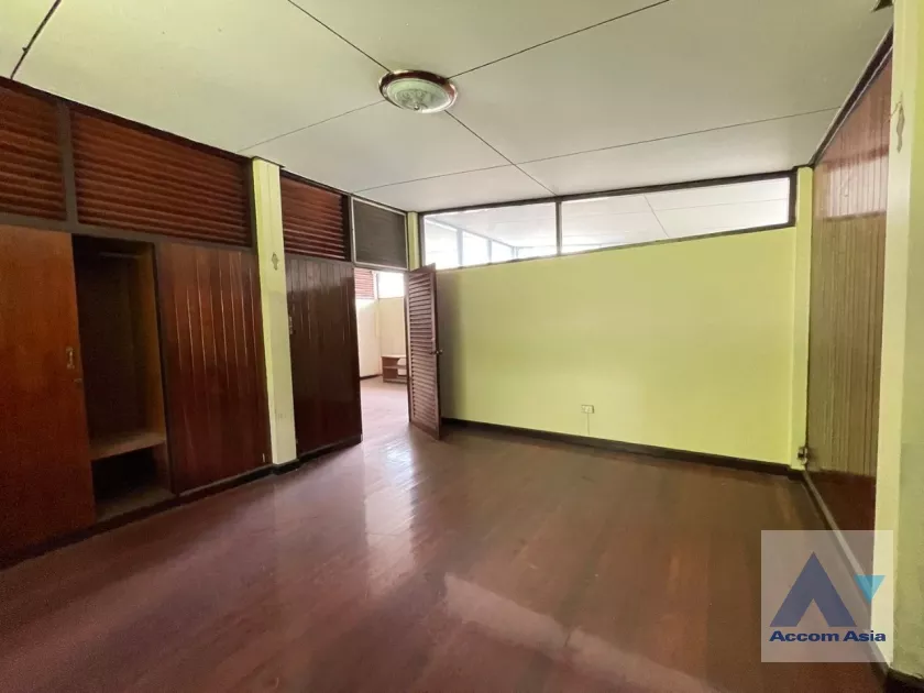 19  House For Rent in Sukhumvit ,Bangkok BTS Ekkamai AA36548