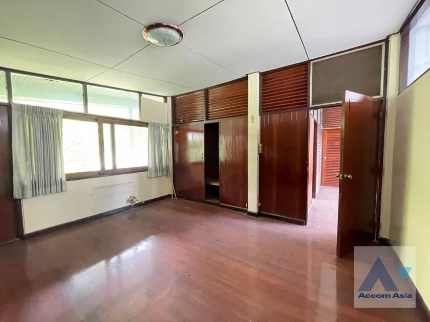 17  House For Rent in Sukhumvit ,Bangkok BTS Ekkamai AA36548