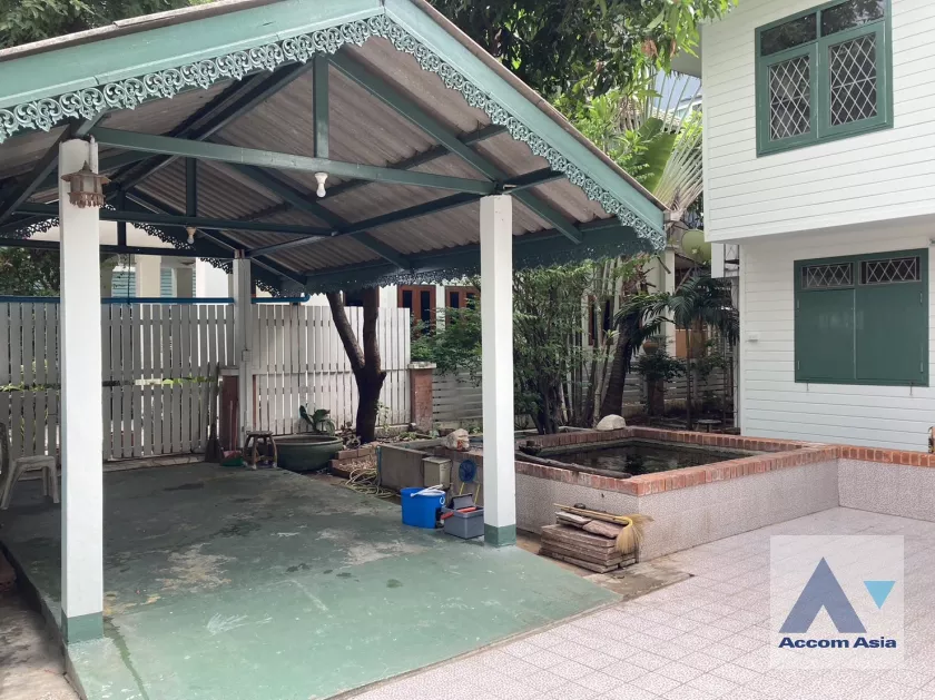 4  2 br House for rent and sale in sathorn ,Bangkok BTS Saint Louis AA36551