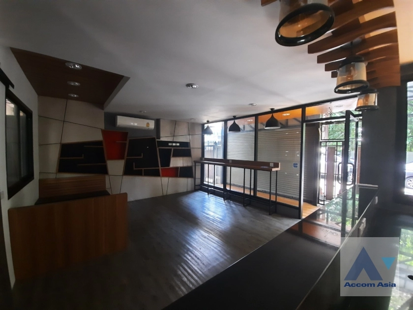 10  House For Rent in Phaholyothin ,Bangkok BTS Ari AA36553