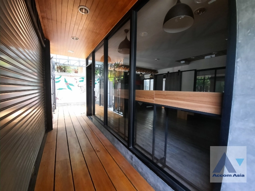 5  House For Rent in Phaholyothin ,Bangkok BTS Ari AA36553