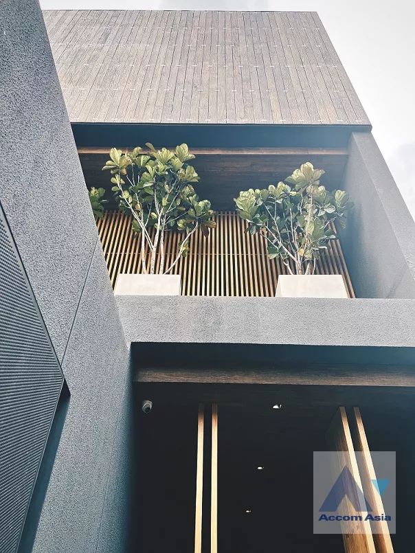 14  4 br House for rent and sale in Pattanakarn ,Bangkok ARL Ramkhamhaeng AA36555