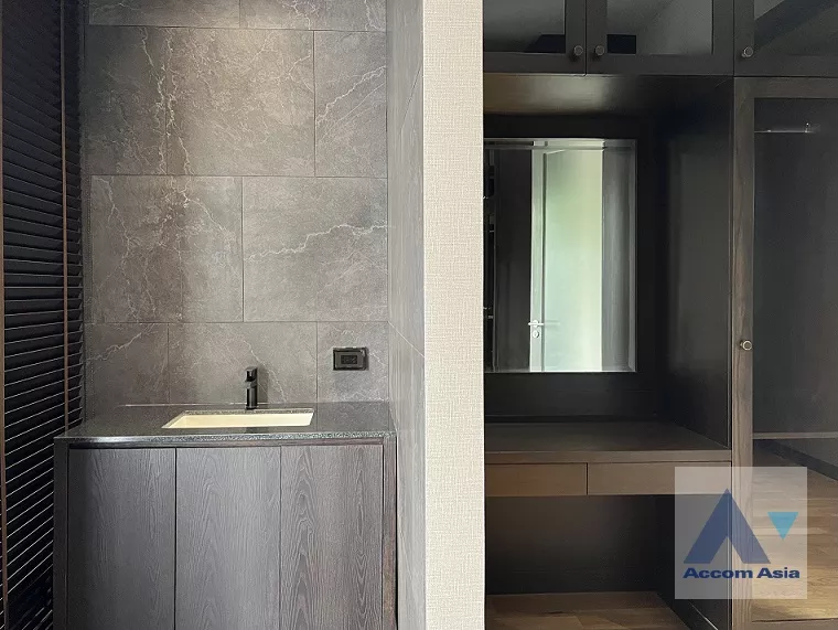 15  4 br House for rent and sale in Pattanakarn ,Bangkok ARL Ramkhamhaeng AA36555