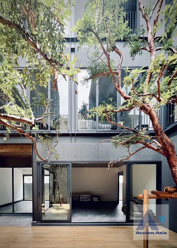 13  4 br House for rent and sale in Pattanakarn ,Bangkok ARL Ramkhamhaeng AA36555