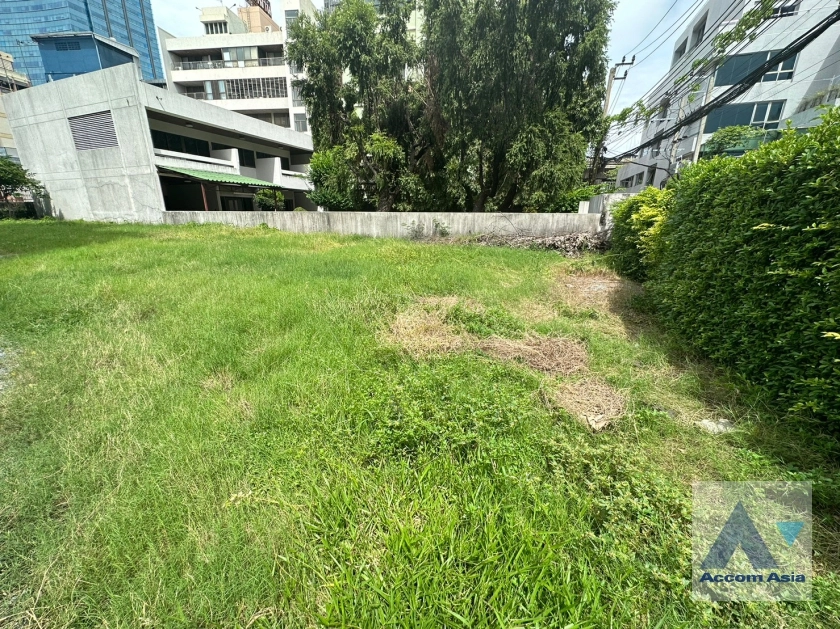 24  4 br House For Rent in Phaholyothin ,Bangkok BTS Ari AA36557