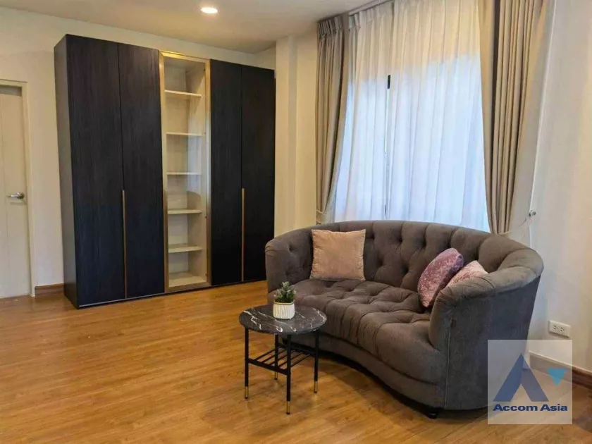 10  4 br House for rent and sale in Samutprakan ,Samutprakan  at Centro Bangna AA36563