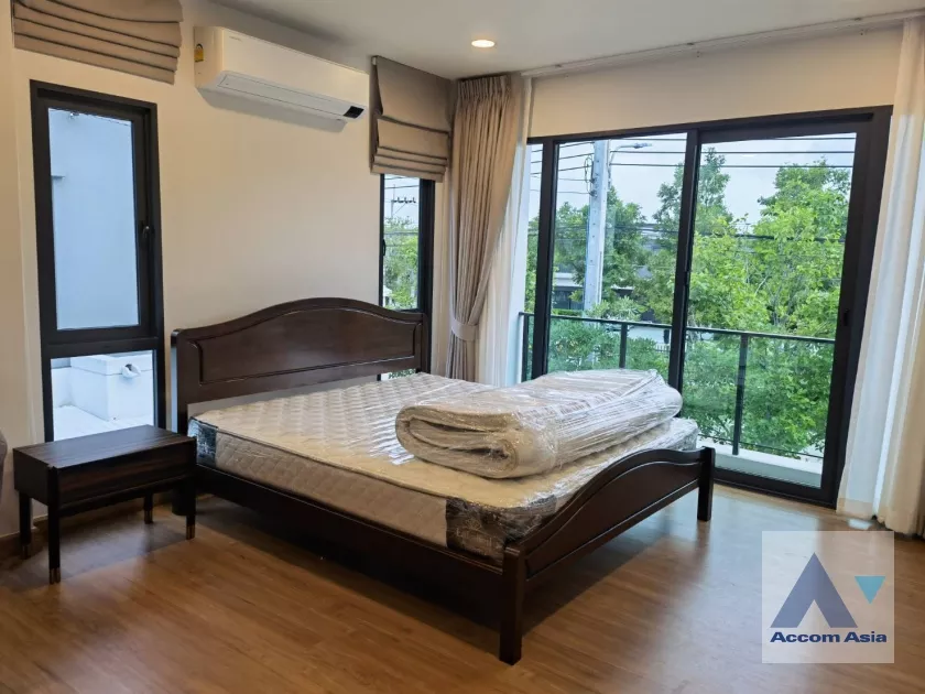 8  4 br House for rent and sale in Samutprakan ,Samutprakan  at Centro Bangna AA36563