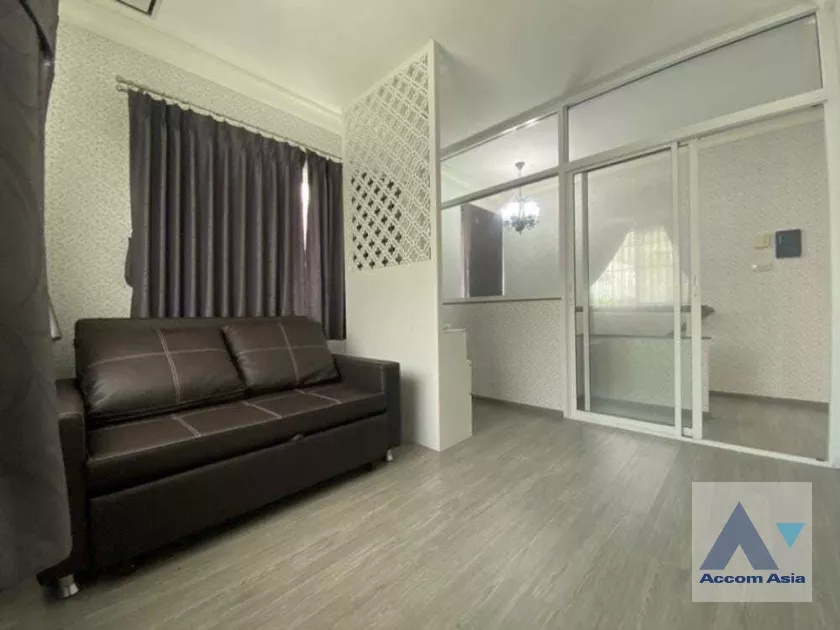 5  3 br House For Rent in Samutprakan ,Samutprakan  at House AA36564