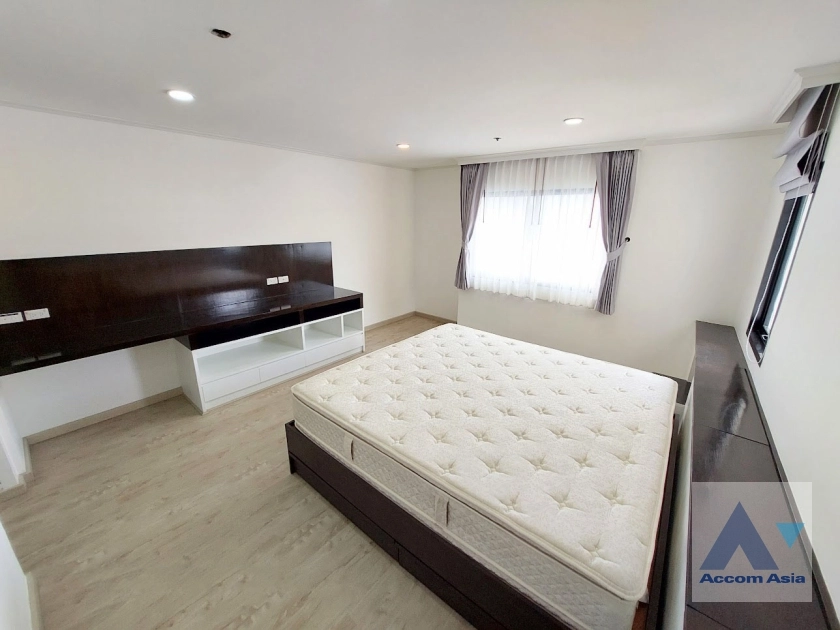 23  3 br Condominium for rent and sale in Sukhumvit ,Bangkok BTS Nana at Kallista Mansion AA36577