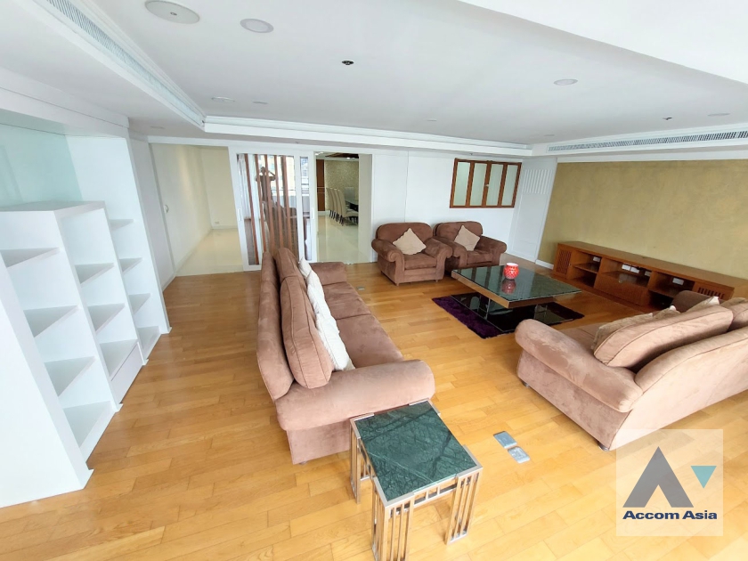  3 Bedrooms  Condominium For Rent & Sale in Sukhumvit, Bangkok  near BTS Nana (AA36577)
