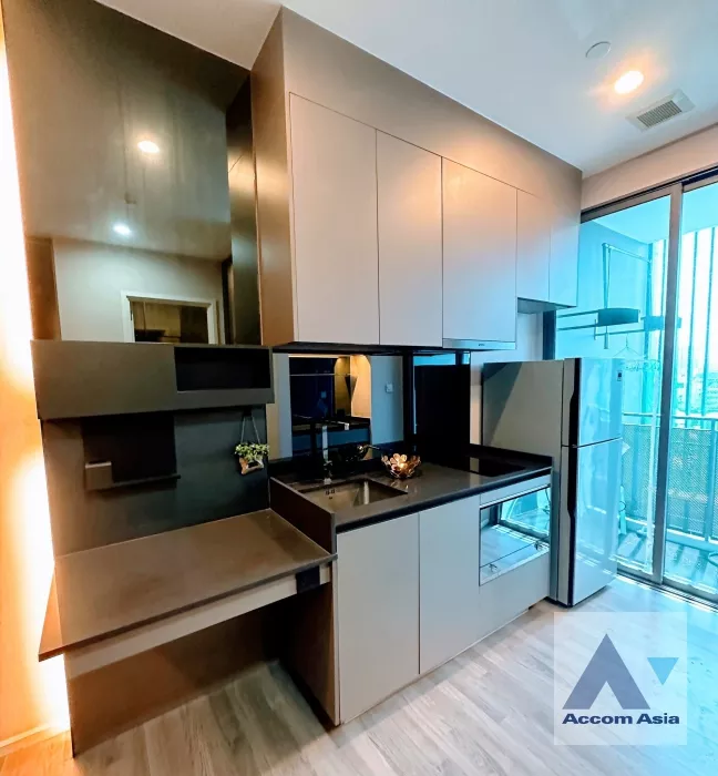 4  1 br Condominium for rent and sale in Sukhumvit ,Bangkok BTS Phra khanong at The Room Sukhumvit 69 AA36582