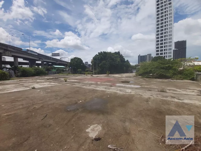  2  Land For Rent in Sukhumvit ,Bangkok  AA36595