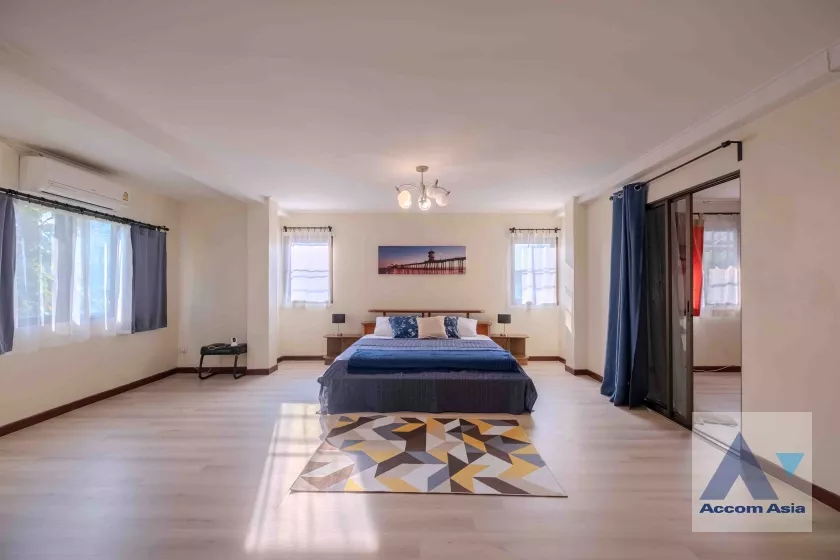 27  4 br House for rent and sale in Sukhumvit ,Bangkok BTS On Nut AA36596