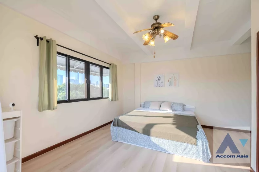 31  4 br House for rent and sale in Sukhumvit ,Bangkok BTS On Nut AA36596