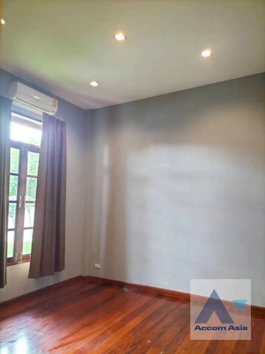 6  5 br House for rent and sale in pattanakarn ,Bangkok  AA36598