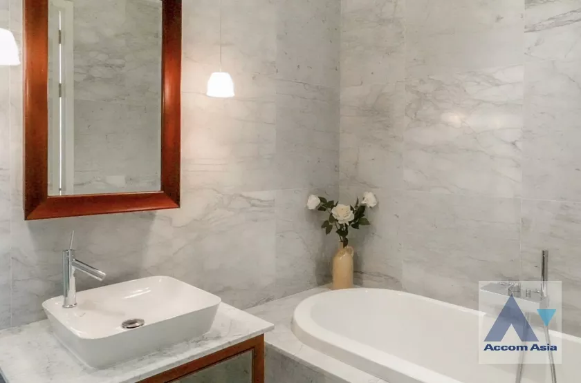 8  1 br Condominium For Sale in Sukhumvit ,Bangkok BTS Thong Lo at KHUN by Yoo AA36599