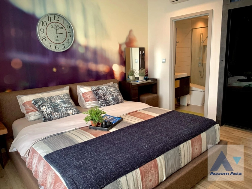 unit 3 Bedrooms  Condominium For Rent & Sale in Phaholyothin, Bangkok  near BTS Mo-Chit (AA36603)