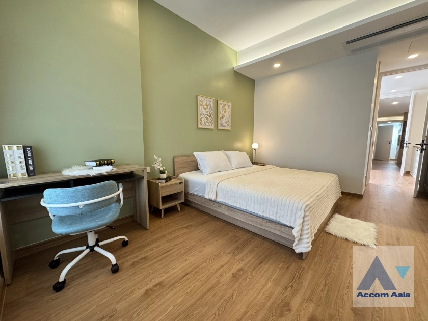 17  2 br Townhouse For Sale in Sukhumvit ,Bangkok BTS Phra khanong at Moo Baan Klongtan Nivet AA36604